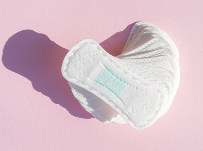 Quick Absorption Sanitary Pads for Women – Pack of 100 | Ultra Thin High Absorbency Pads | Breathable Comfort | Leak Protection | Soft Cotton Feel Day & Night Pads - Image 2